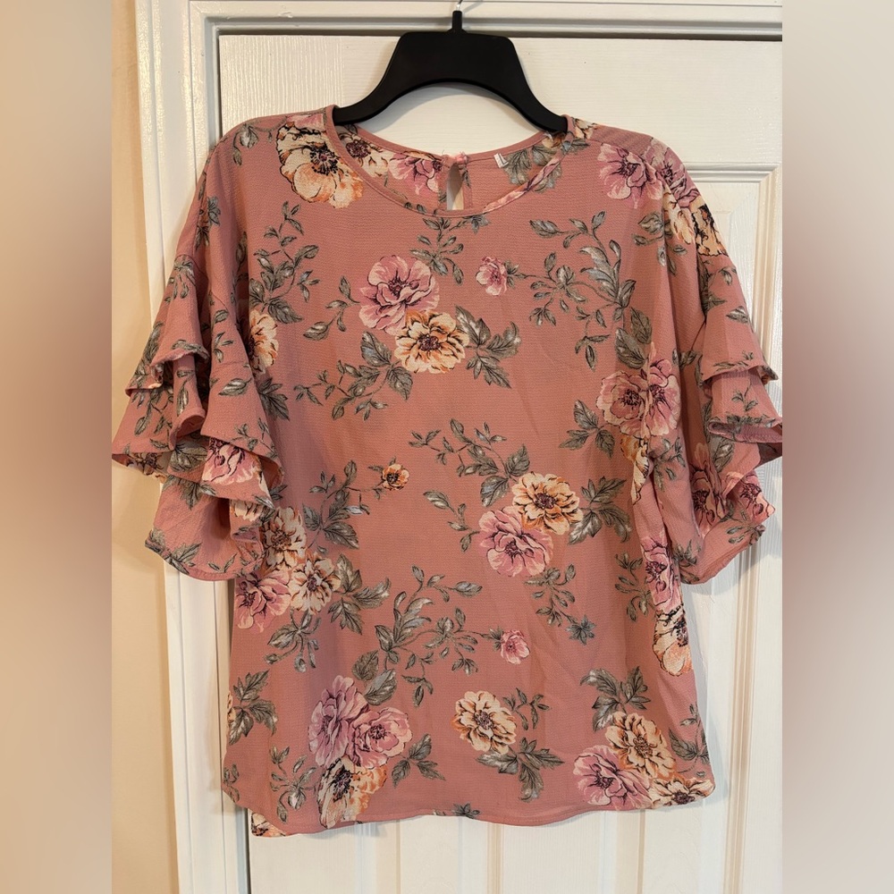 Floral Ruffle Sleeve Blouse